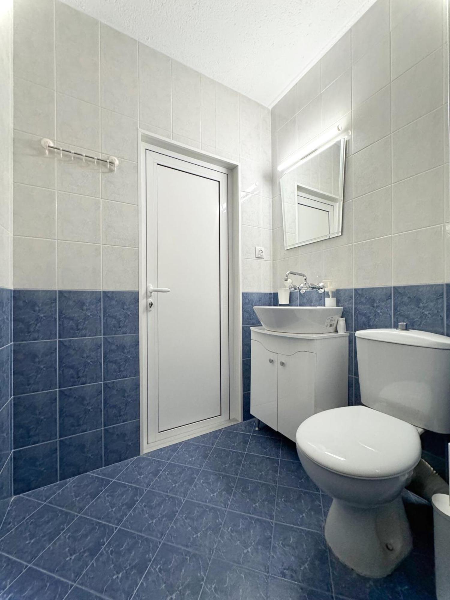 Restful Apartment For 4 Guests In Burgas Екстер'єр фото